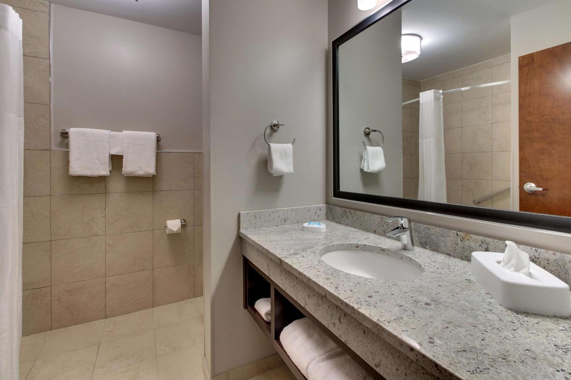 Drury Inn & Suites Columbus Polaris Dış mekan fotoğraf